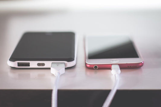 3 Methods on How to Charge Your Phone Without a Charger