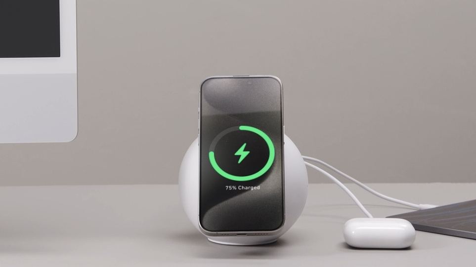 Tech Guide 101: Can the iPhone 12 Charge Wirelessly?