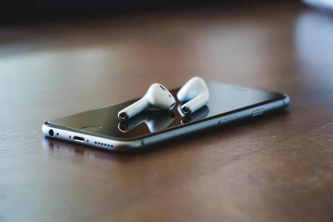 How to Charge Your AirPods with iPhone 15 Seamlessly: Mastering the Charge