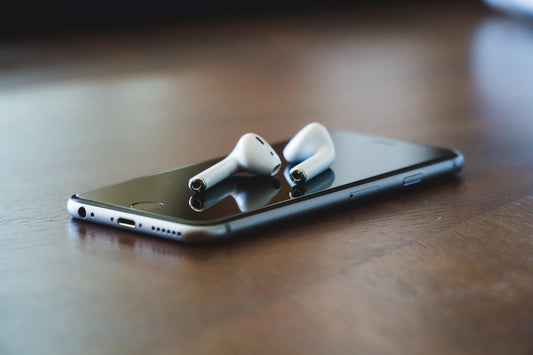 How to Charge Your AirPods with iPhone 15 Seamlessly: Mastering the Charge