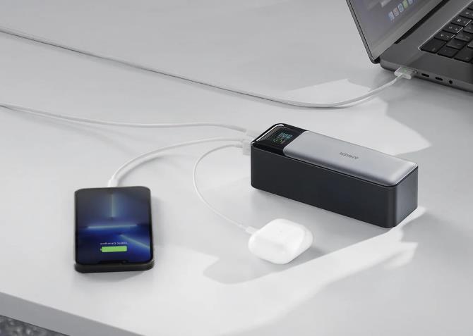 Portable Power Station VS. Power Bank: Which One to Choose?