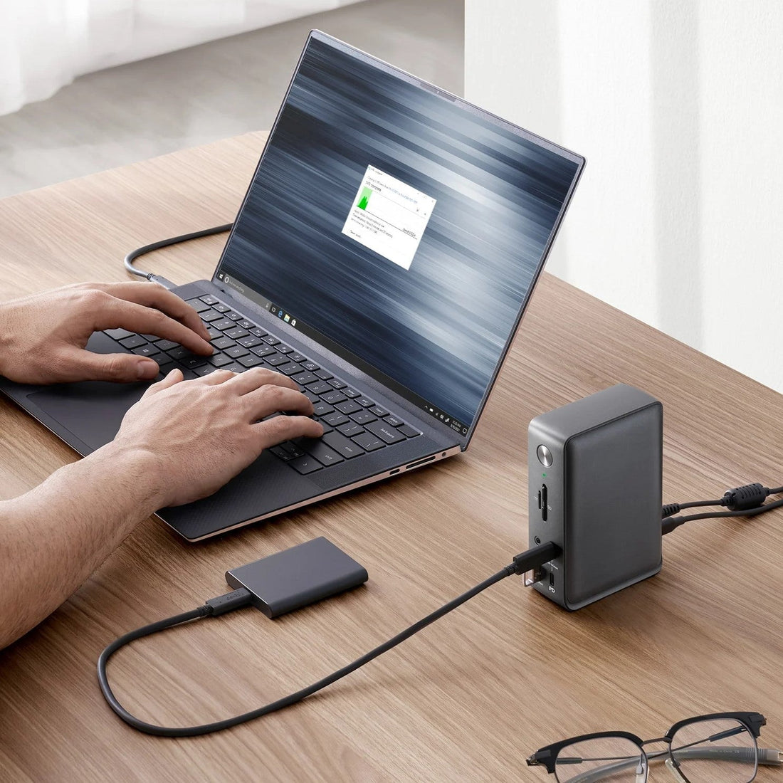 Top 4 Best Docking Stations for Multiple Monitors 2024