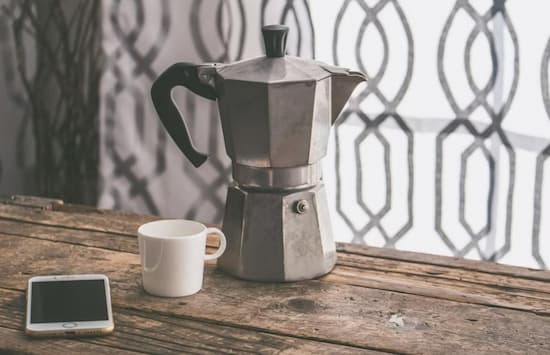 Is it Possible to Use a Solar Generator to Power a Coffee Maker?