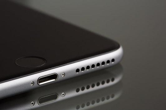 iPhone SE Wireless Charging: What You Need to Know