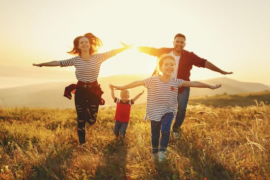 Best Outdoor Activities for Family to Get Some Fresh Air