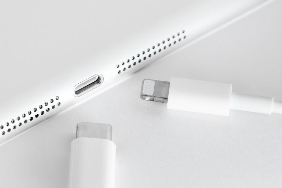 Maximize Connectivity with a USB C to Lightning Adapter